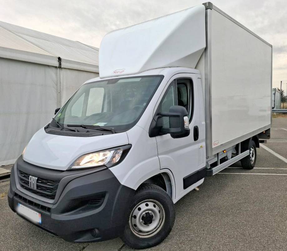 Vorschaubild zu Fiat - Ducato 140 2.2 JTD Maxi Koffer/LBW