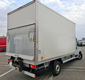Vorschaubild zu Fiat - Ducato 140 2.2 JTD Maxi Koffer/LBW